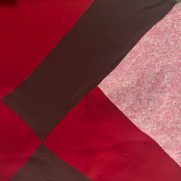 Morgan de Toi Red and Pink Pencil Skirt - Picture 5 of 5